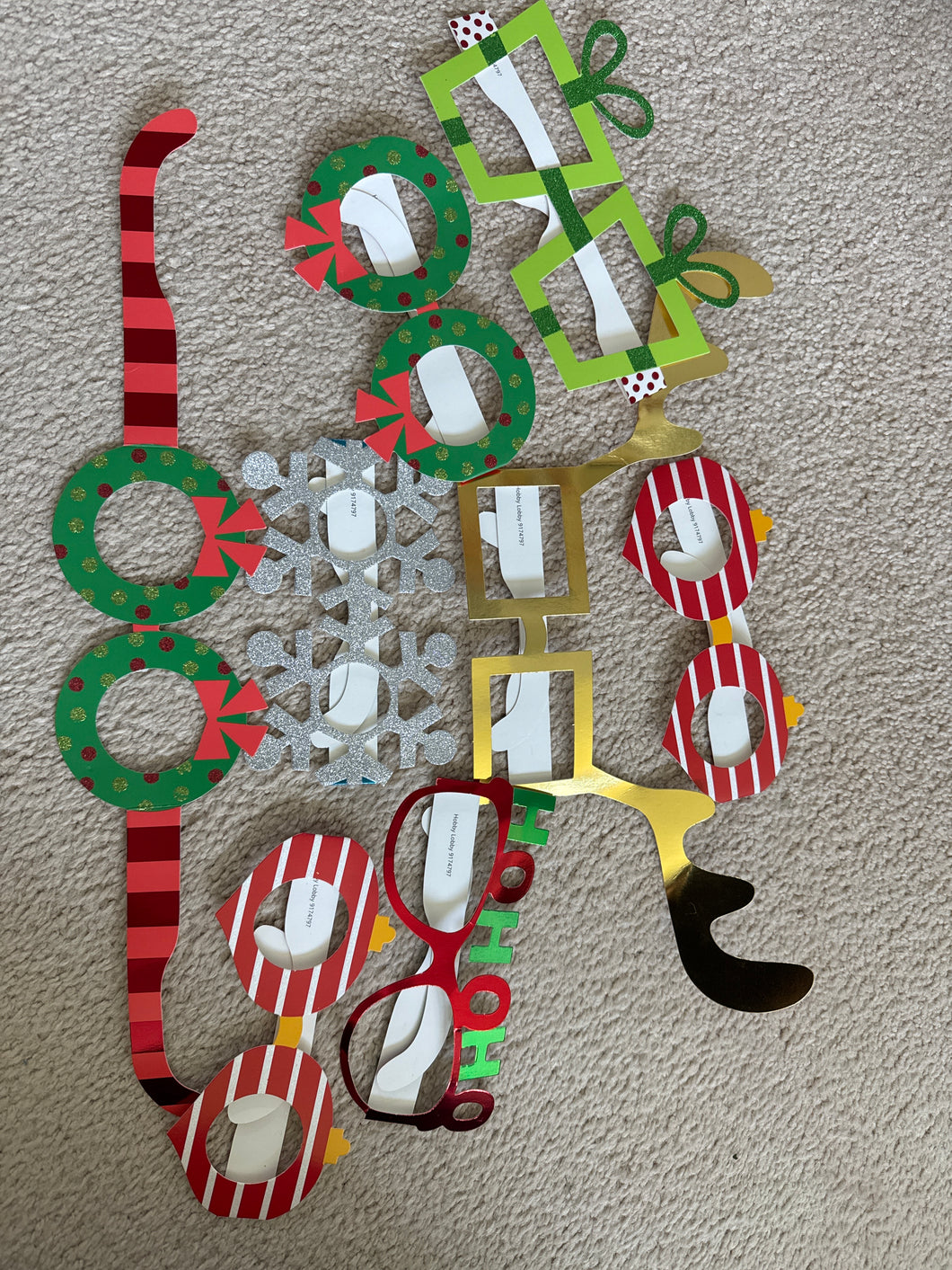 8 paper holiday glasses