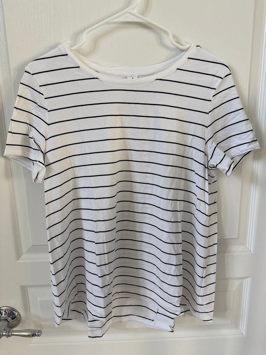 Old Navy White w/black stripes - size Women M (8-10)