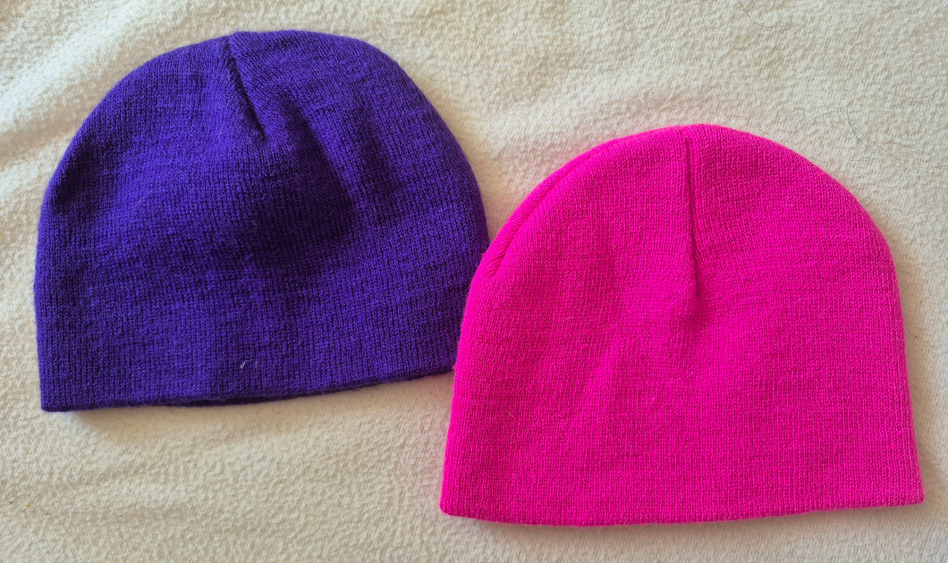 2 knit beanie hats Pink & purple
