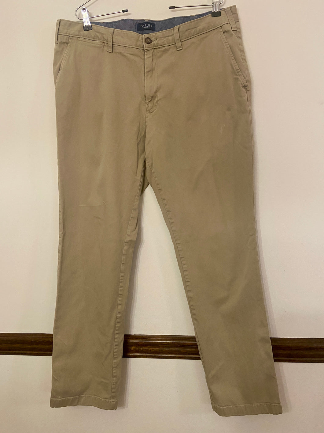 Nautica 38x34 khakis Classic fit pants - size pants 36-38
