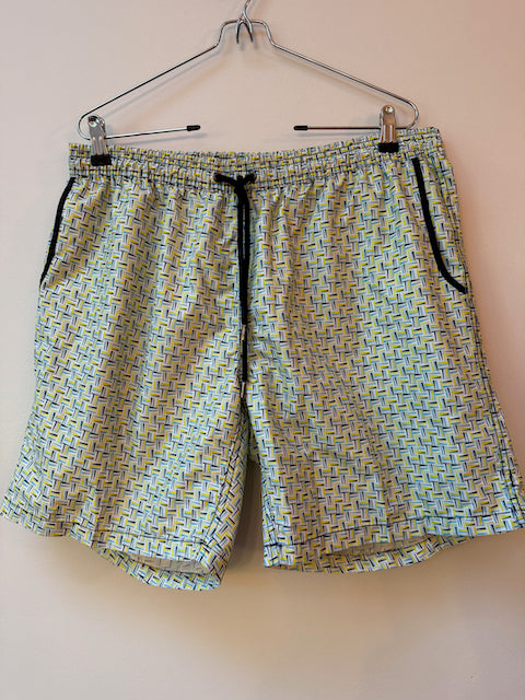 MR Swim trunks XXL soft mesh lining pockets - size pants 36-38