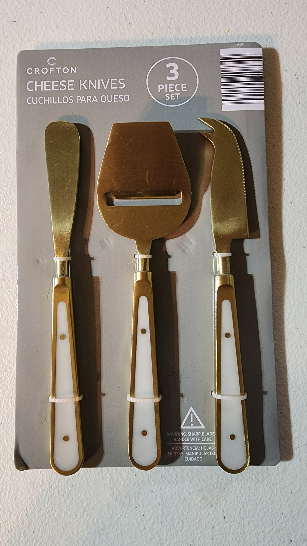 NWT 3 piece Cheese knives