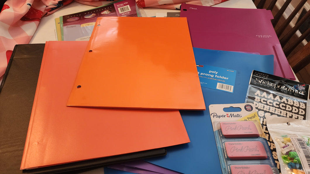 School supplies 1.5 black binder, folde