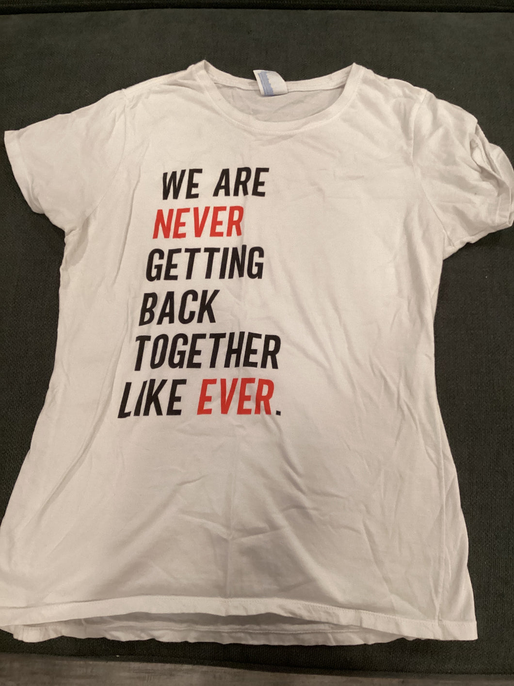 Swiftie T-shirt - size Junior Girls M (7-9)