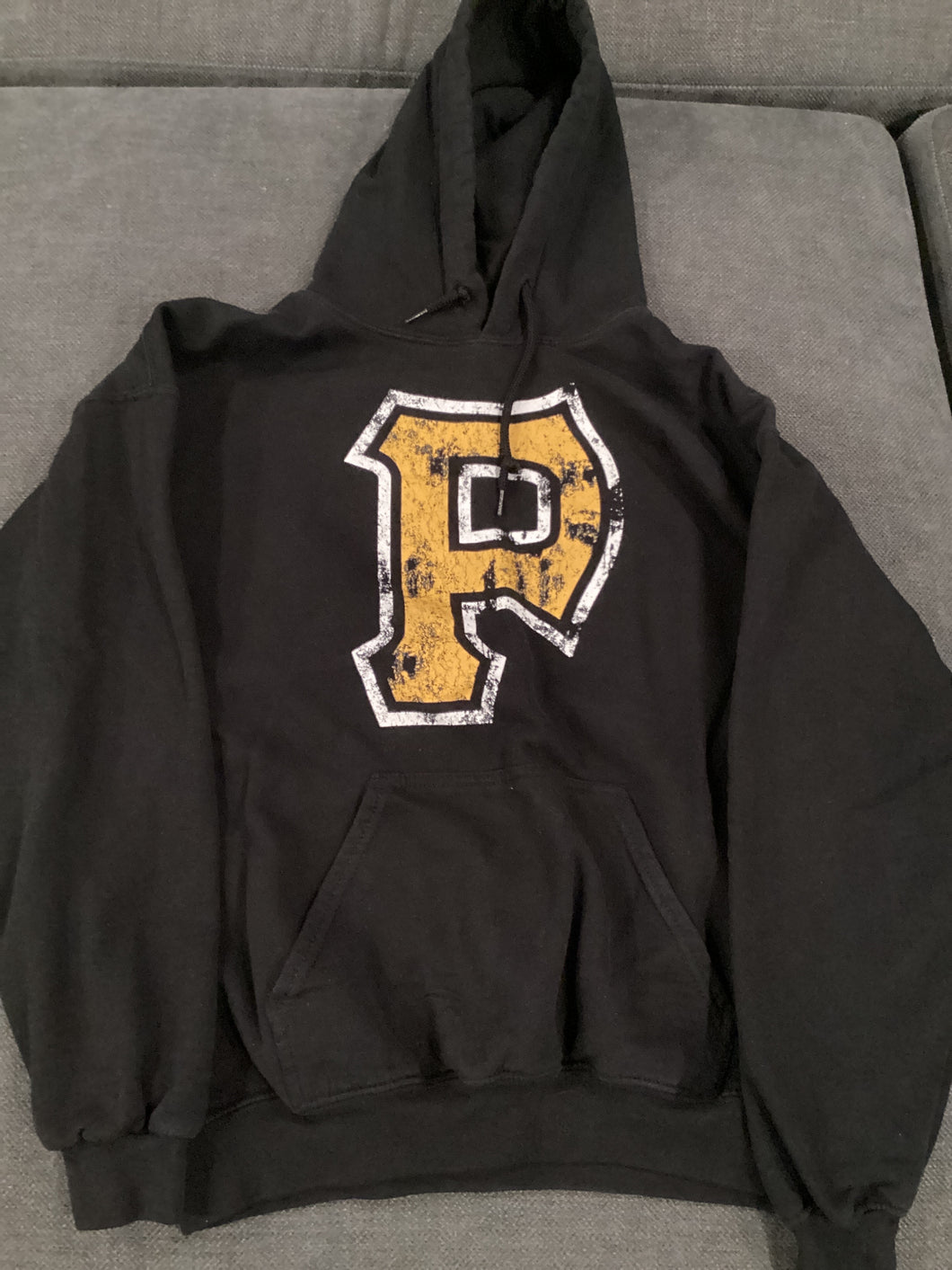 Pittsburgh pirates Hoodie - size Junior Girls M (7-9)