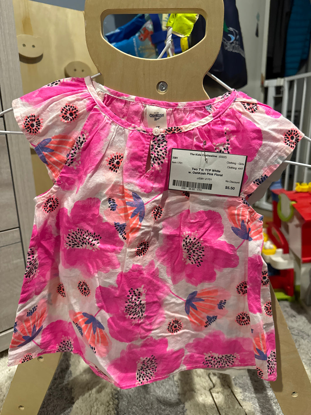 Hot pink floral shirt Oh kosh - size 4T/4