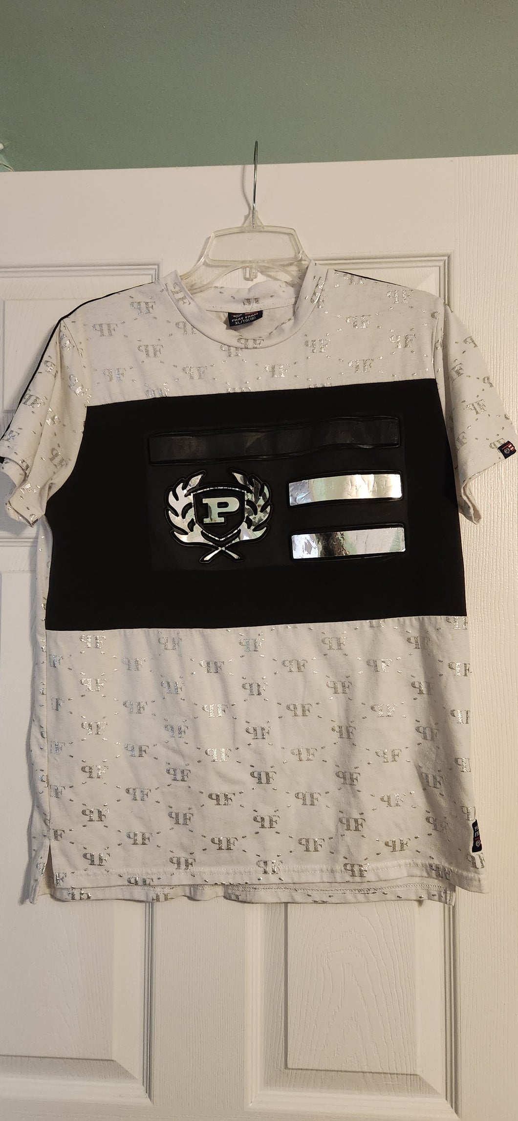 XL Phat Farm Shirt White/Black/Silver - size Mens L
