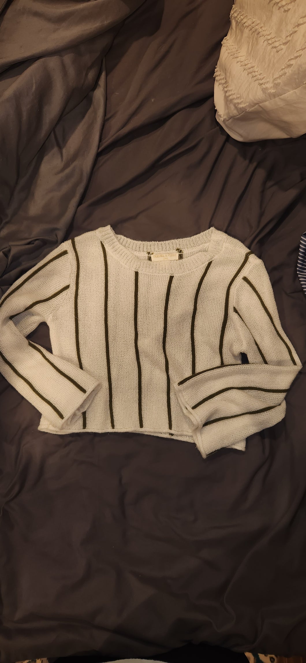 Chelsea + Violet Striped sweater - size Kids 7