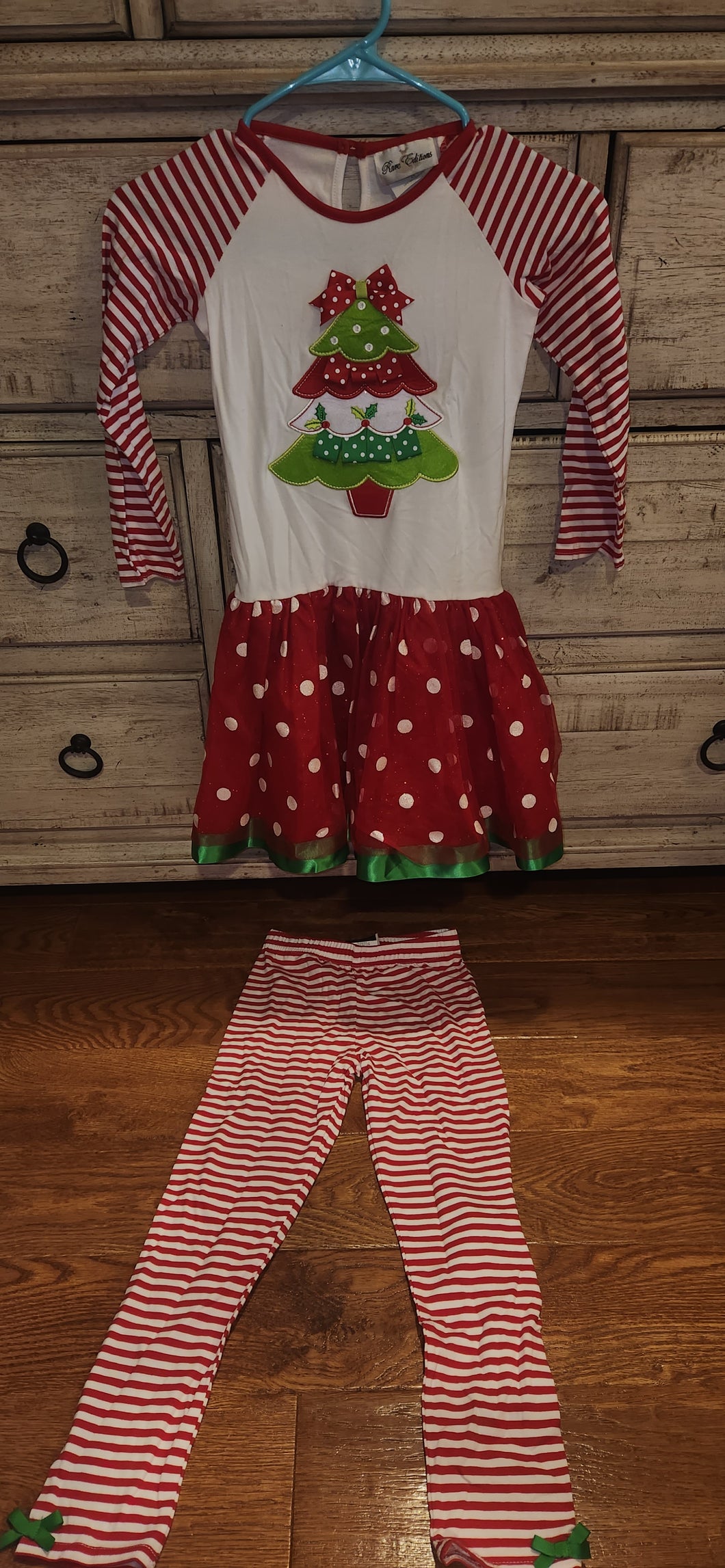 Rare Editions 2 pc outfit - size Kids 6