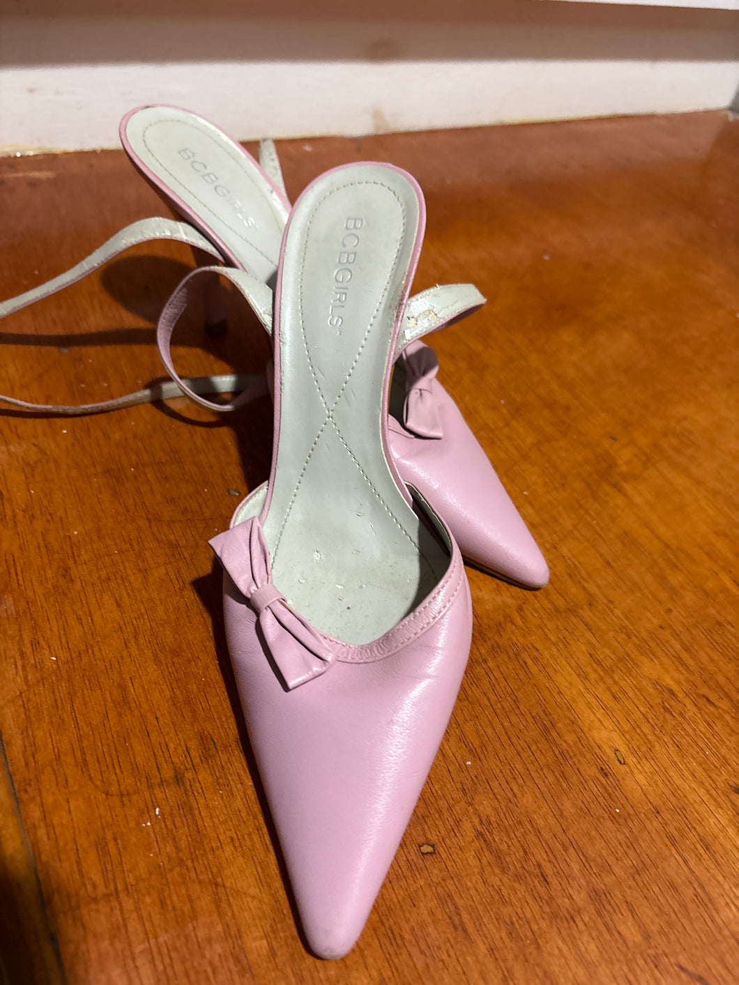 BBC girls pink shoes - size Shoes-Womens 6.5