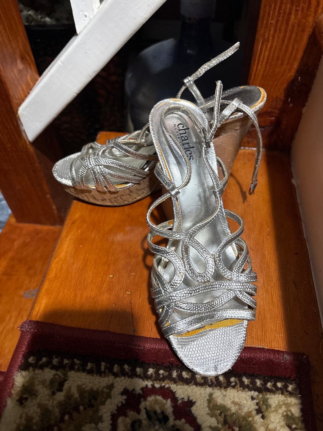 Charles by Charles David Shoes - size Shoes-Womens 7