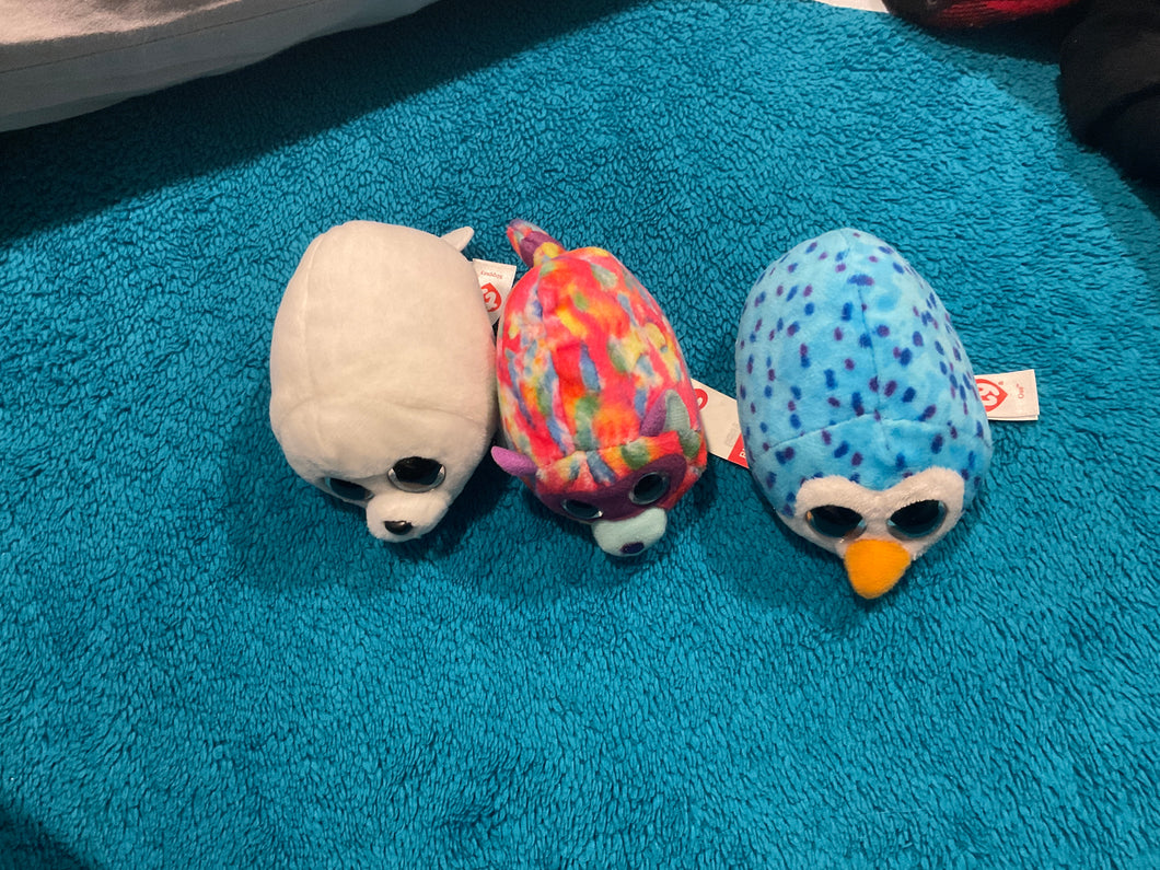 Set of 3 stuffed animals