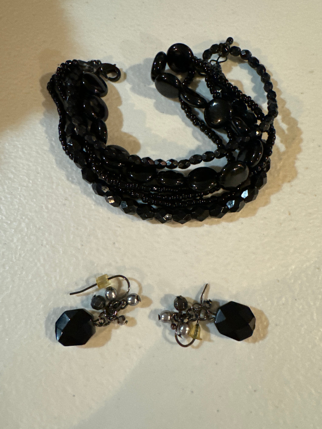 Black Bracelet/Earrings