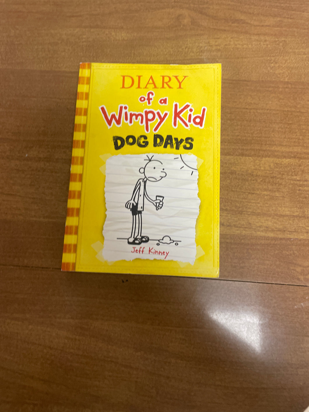 Diary of a wimpy kid Dog days (paperback)