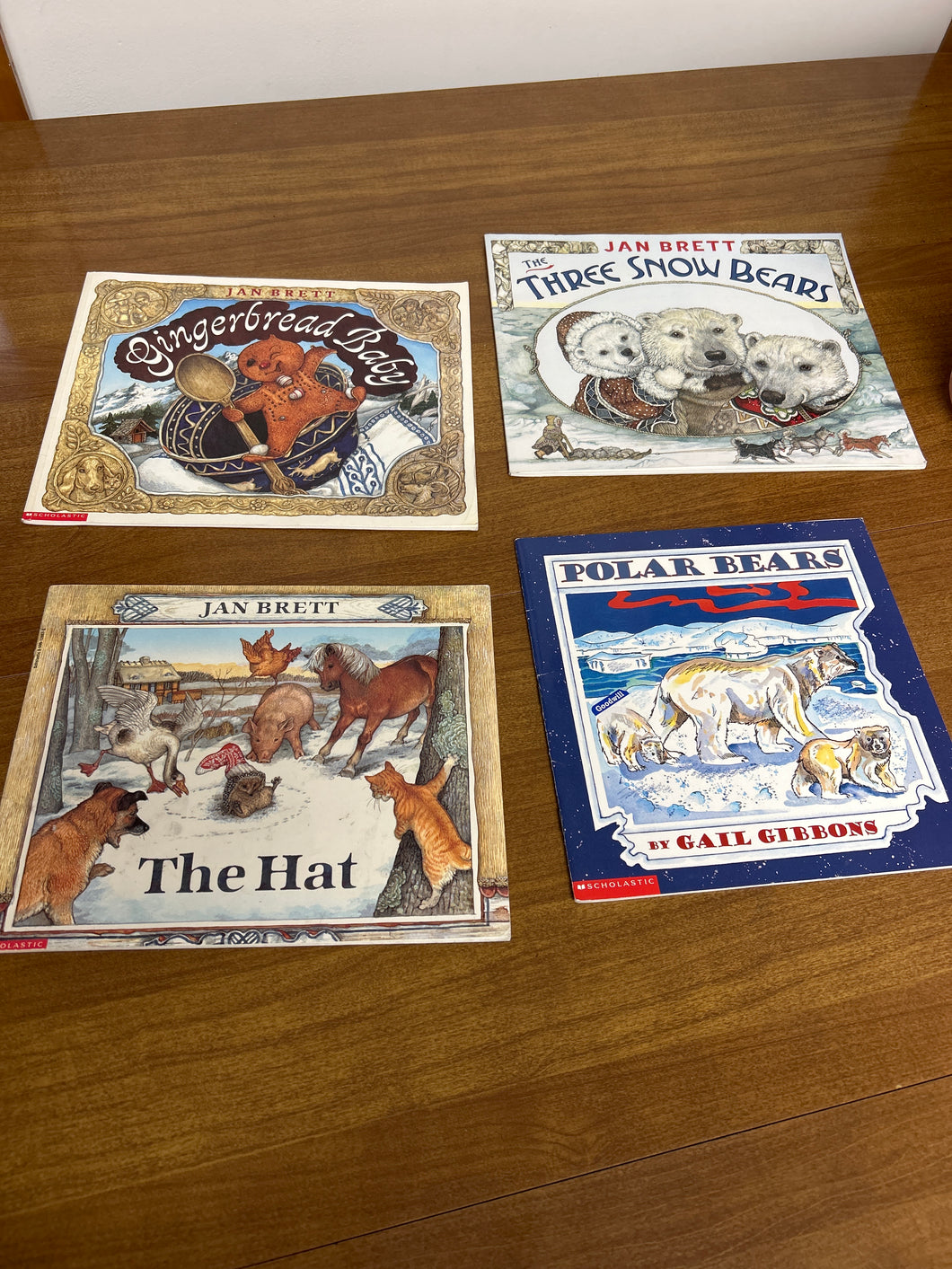 4 winter books Jann Brett/Gail Gibbons