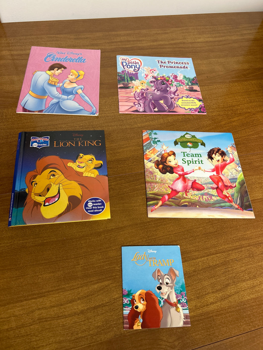 5 Disney books Lion king, lady, fairies