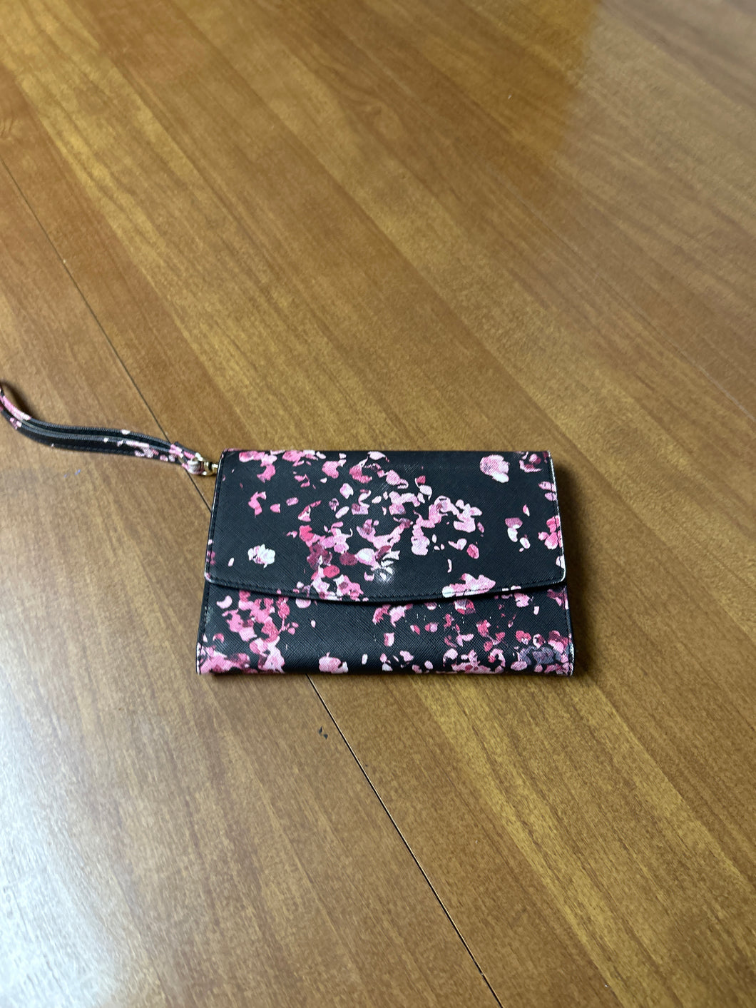 Pink/black wristlet