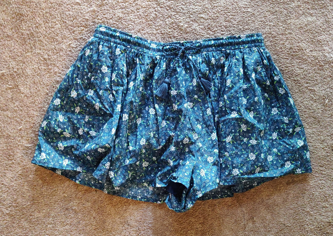 Old Navy LIKE NEW! Skort - size Women XL (14)