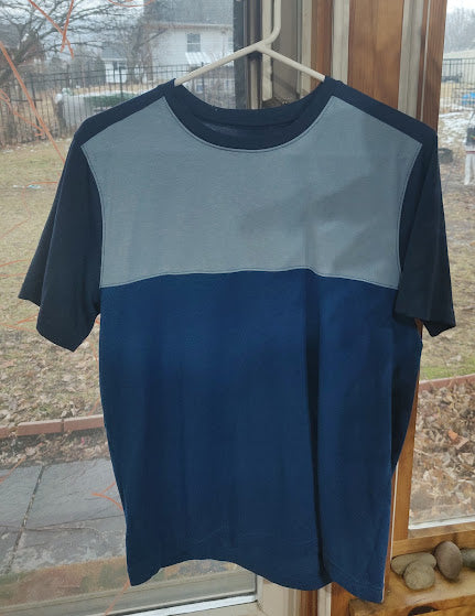 Old Navy Active Blue Shirt - size Mens M