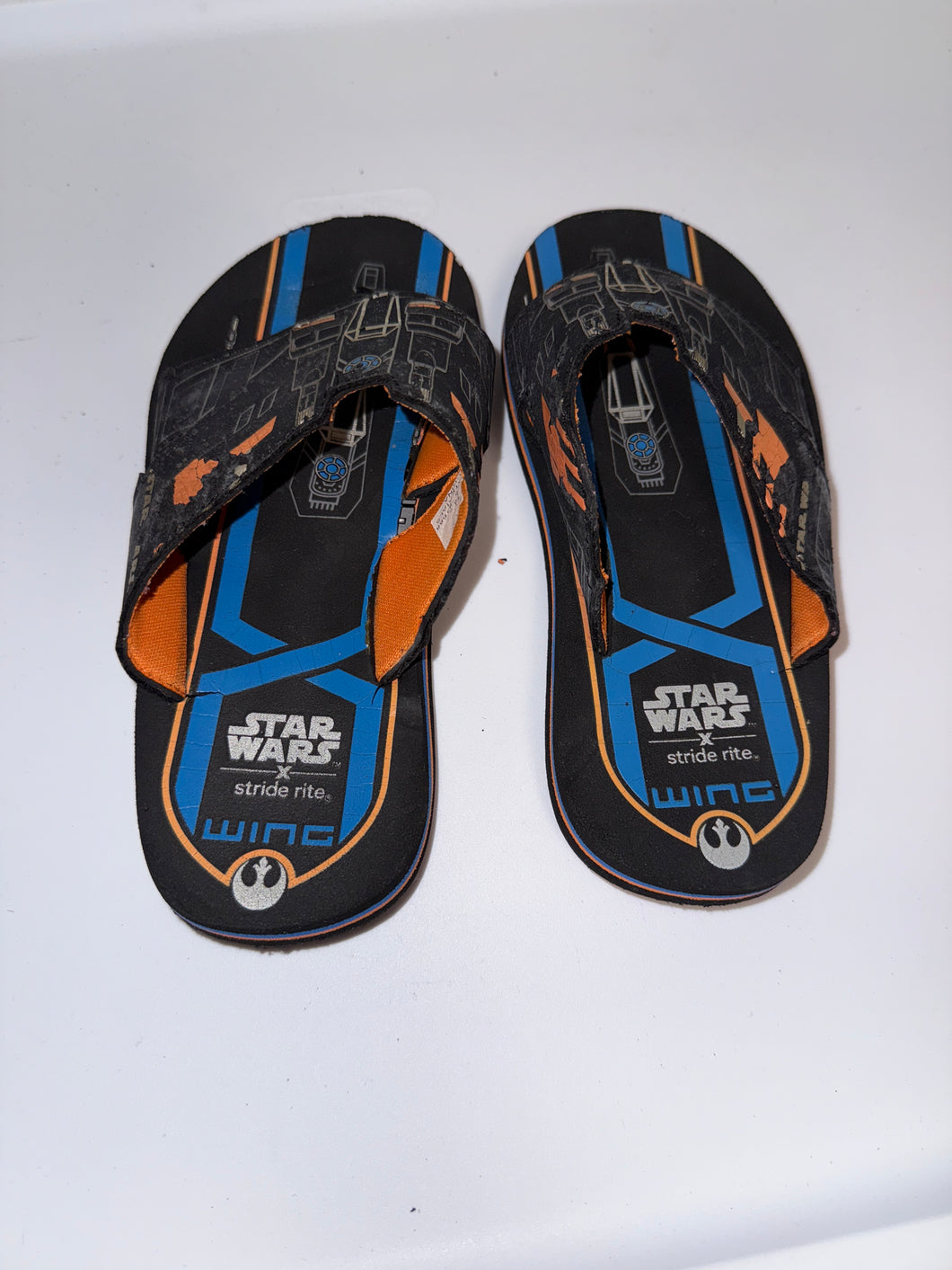 Star Wars flip flops - size Shoes-youth   11