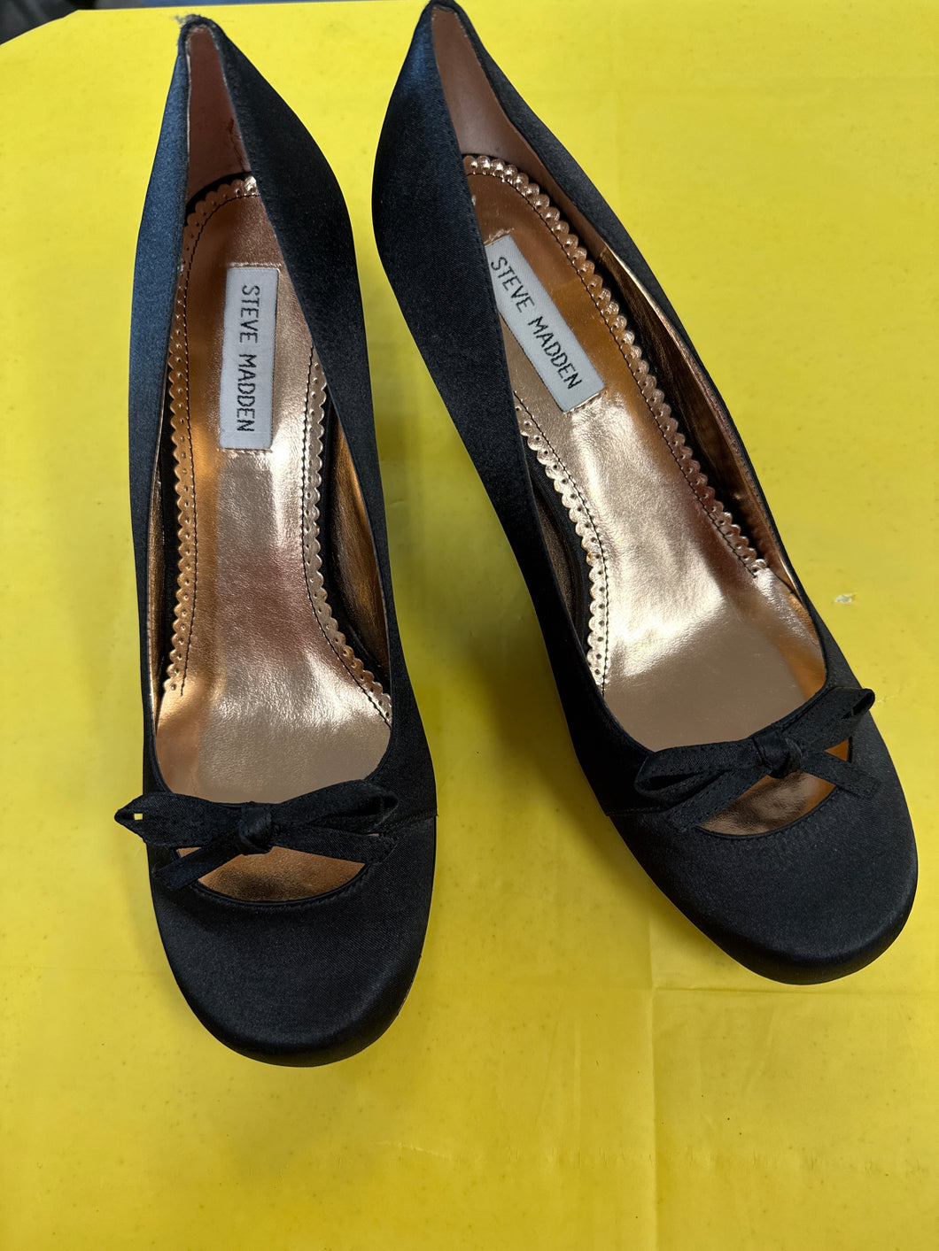 Black satin heels STEVE MADDEN - size Shoes-Womens 9