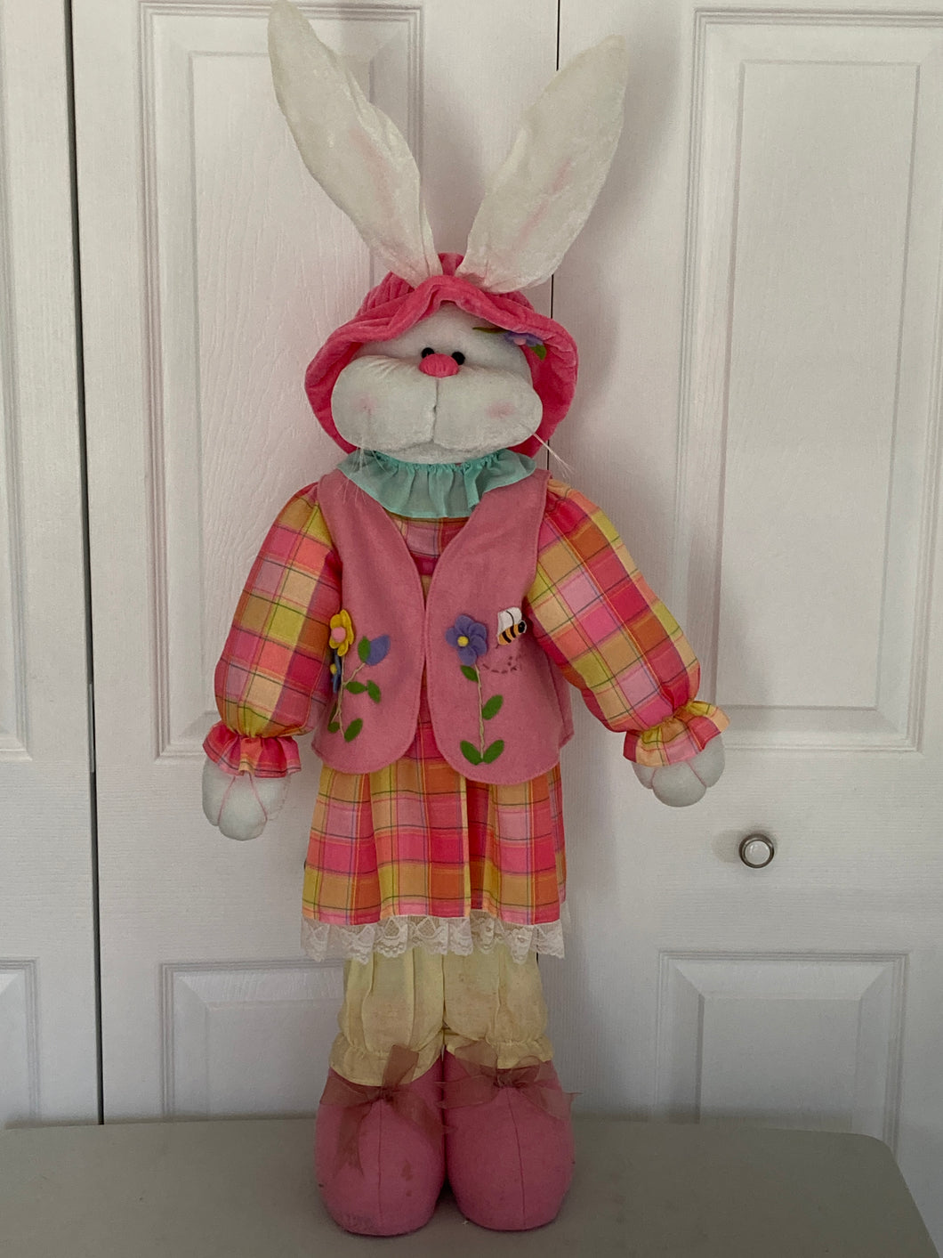 Bunny -girl 30 tall Pk outfit w/posable arms