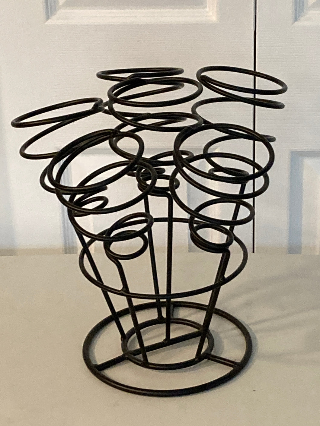 Wine Rack, metal 13tall Holds 6 bottles