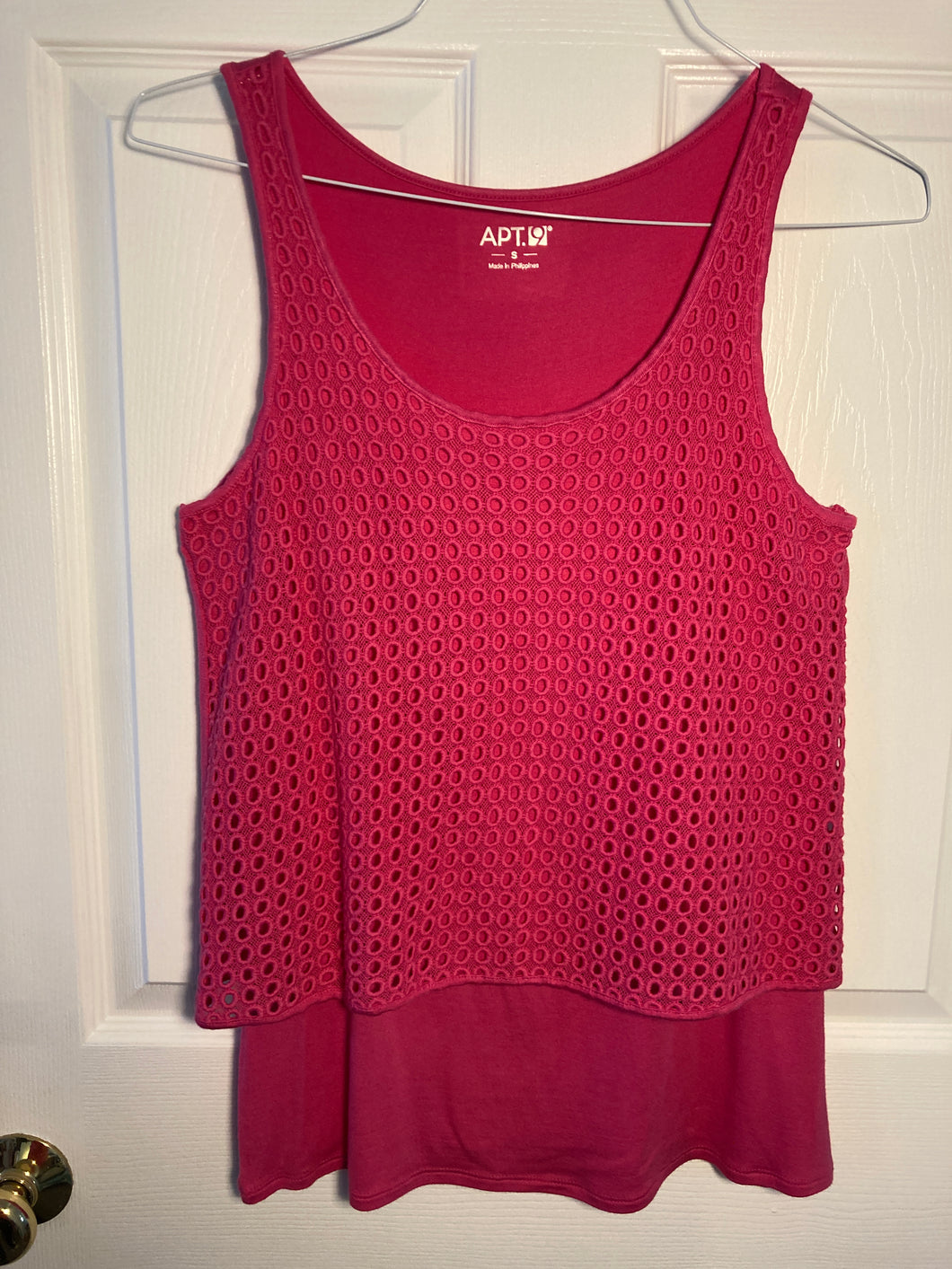 APT 9 tank pink knit Never worn - size Women S (4-6)