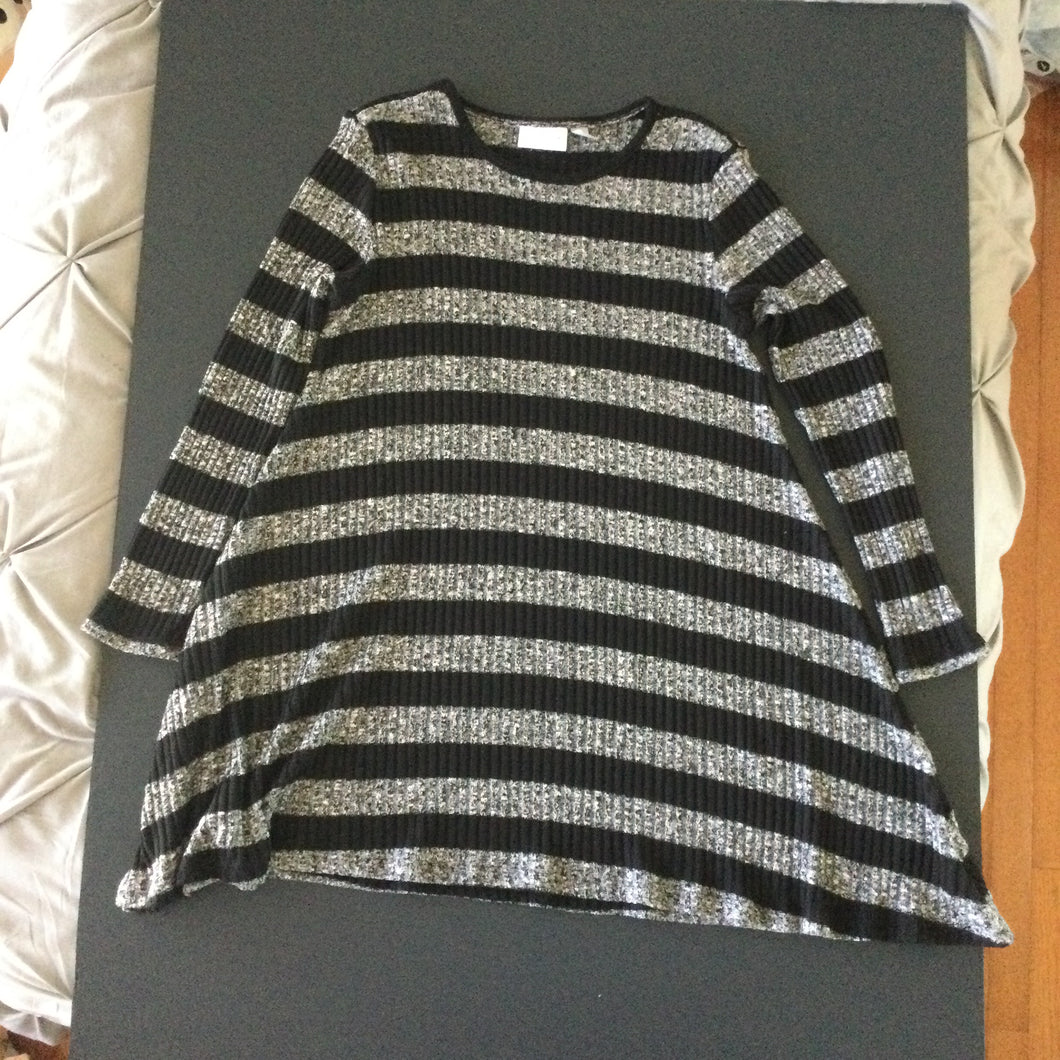 The Childrens Place. XL Dress./ Tunic Long Sleev - size Kids 14