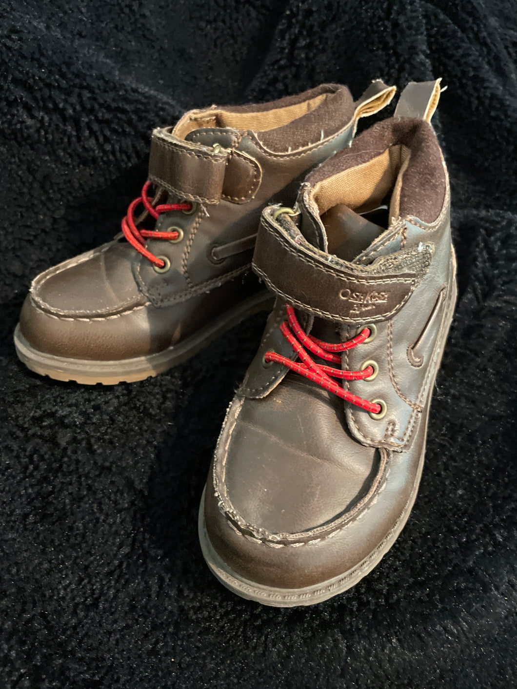 Oshkosh Boots - size Shoes-toddler 9