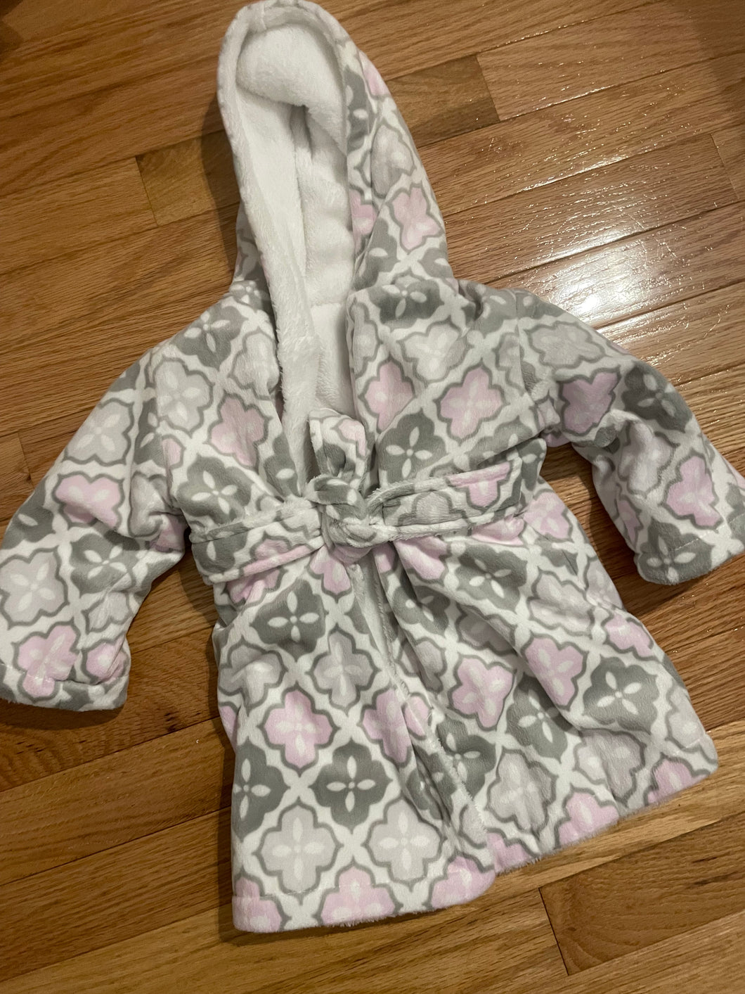 Fleece Robe Grey and Pink - size 9-12 Months