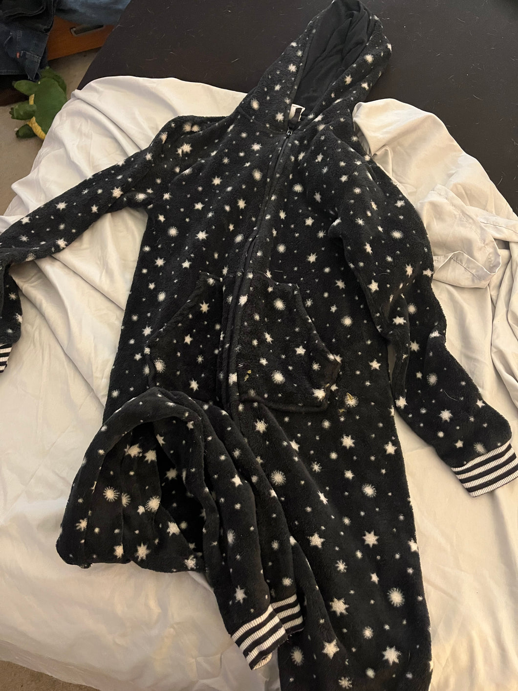NonFootie pjs Onesie stars hooded - size Kids 14