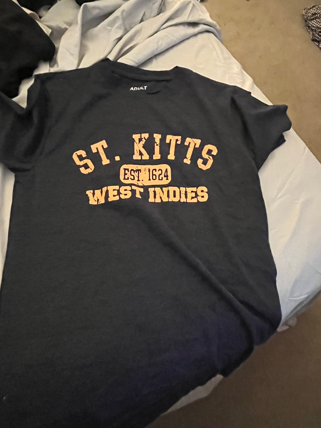 St Kitts - size Junior Girls L (11-13)
