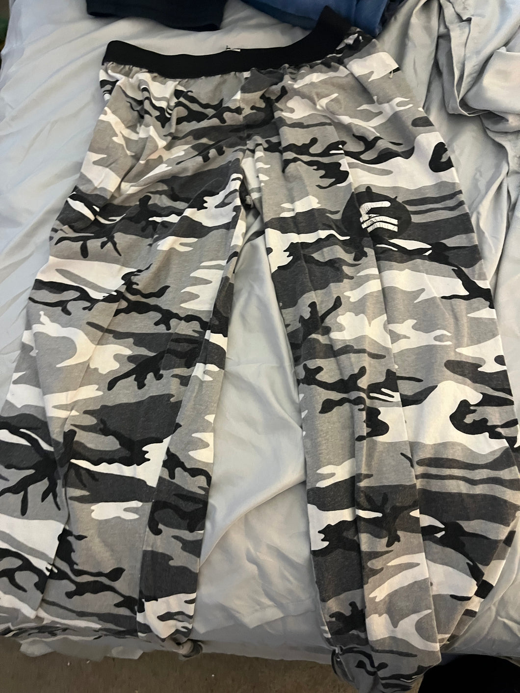 Camo swim pants - size Kids 10