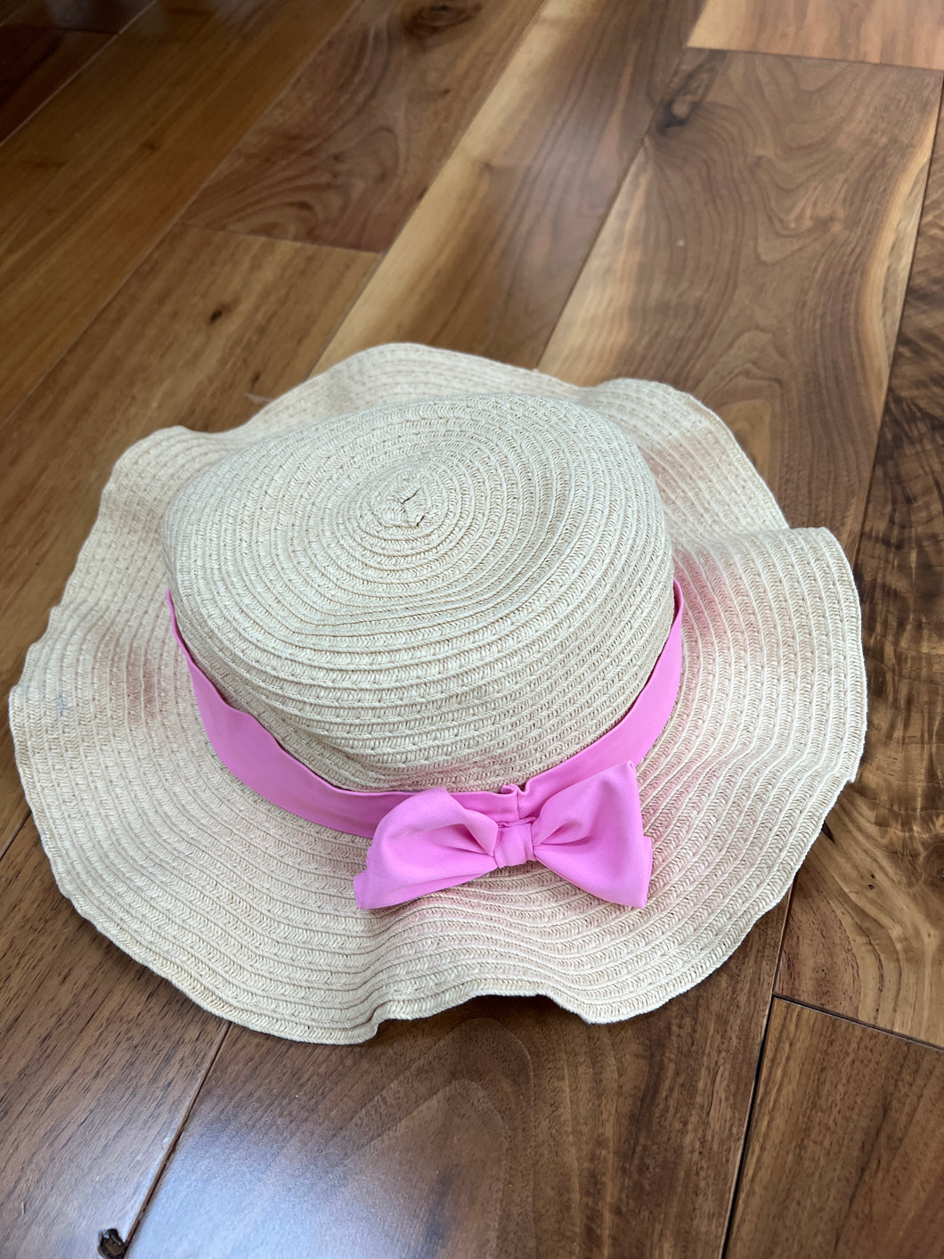 Straw Hat with Pink Bow  - size Kids 8