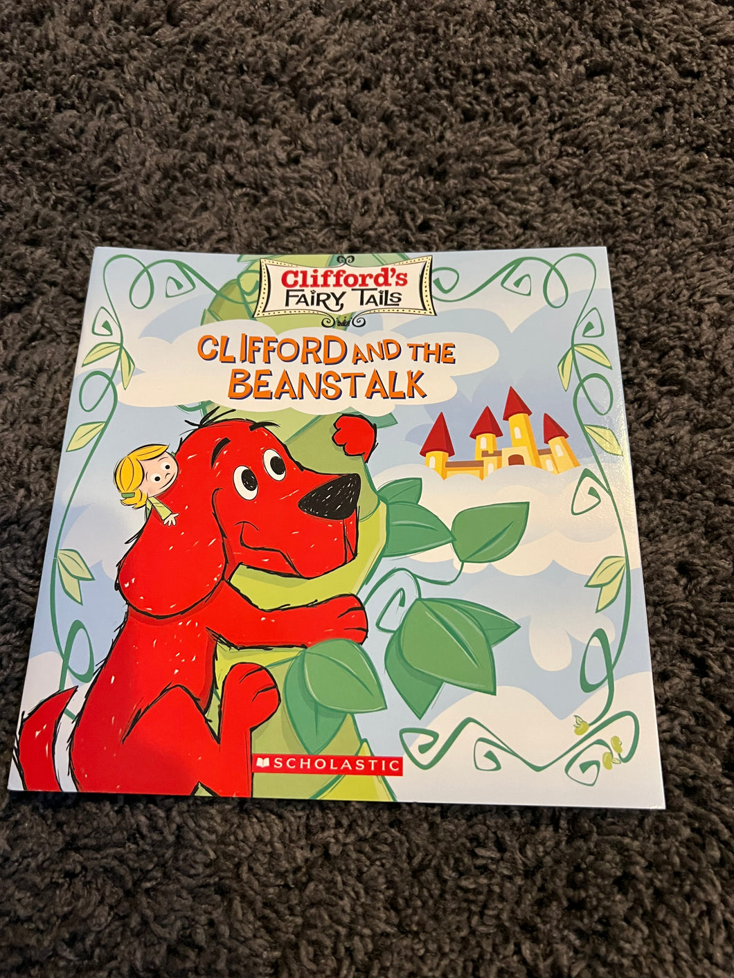 Clifford & The Beanstalk Paperback