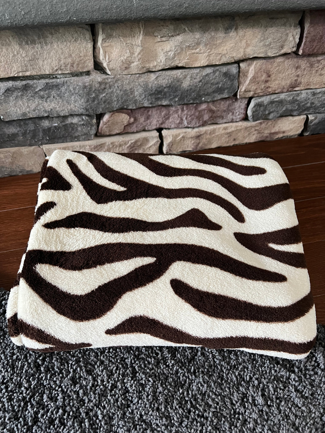 The Big One Zebra Print 50x76 et