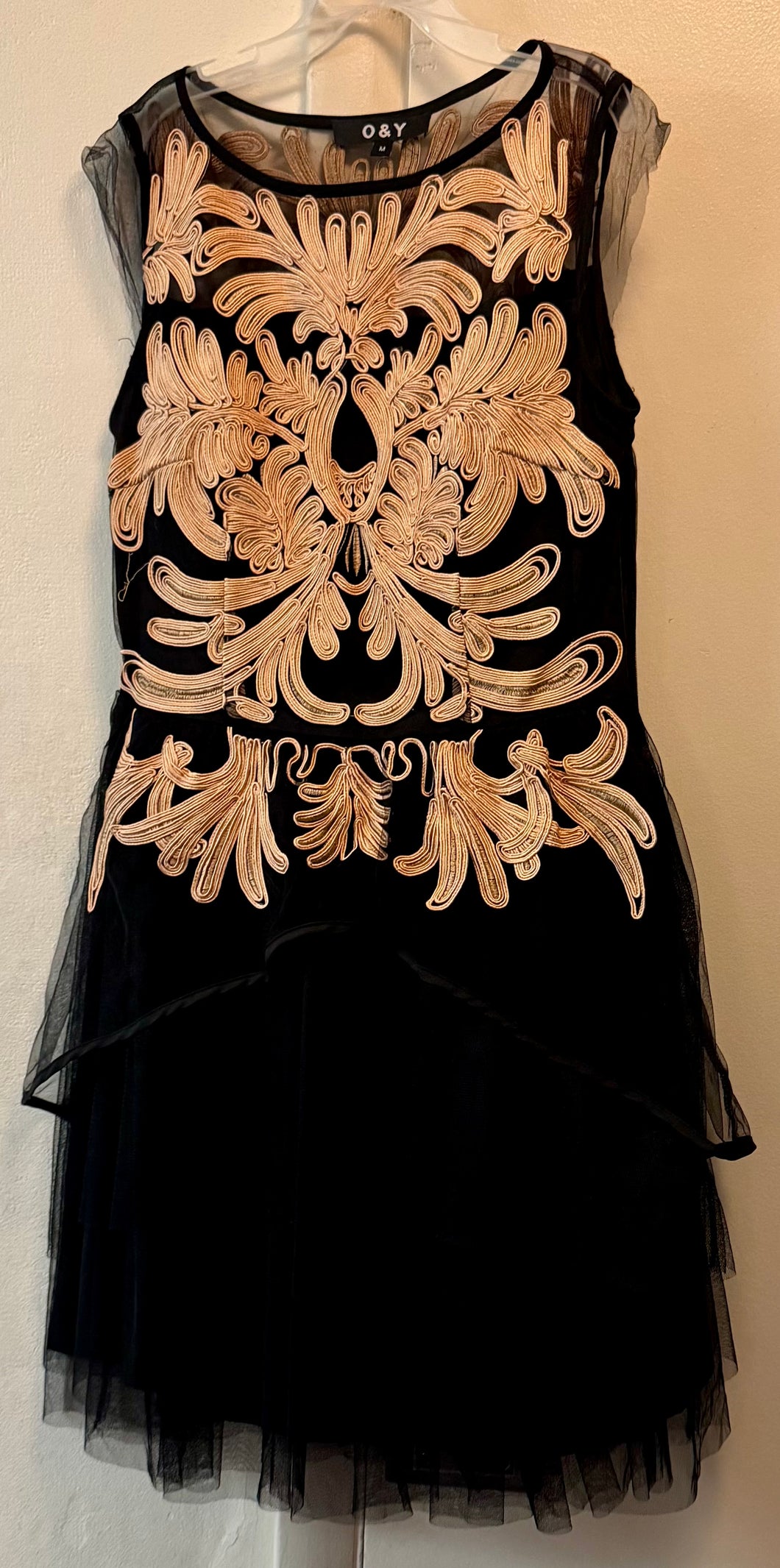 O+Y embroidered black tuille detailed dress - size Women M (8-10)