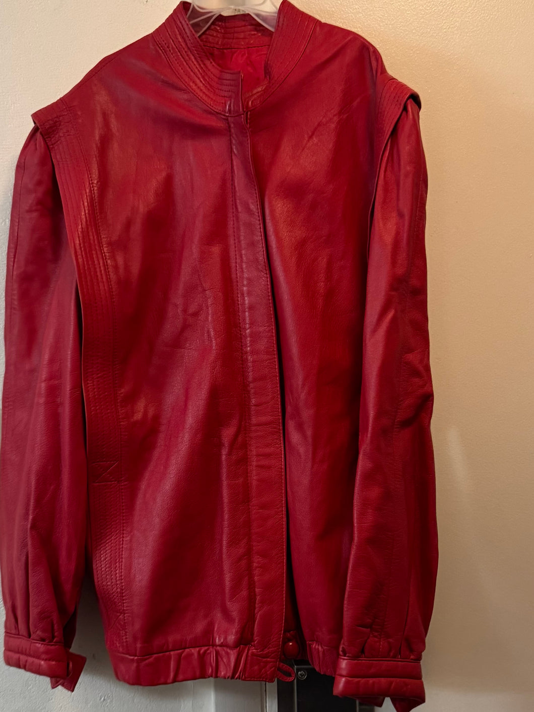 Heyguard zip up leather red jacket - size Women S (4-6)