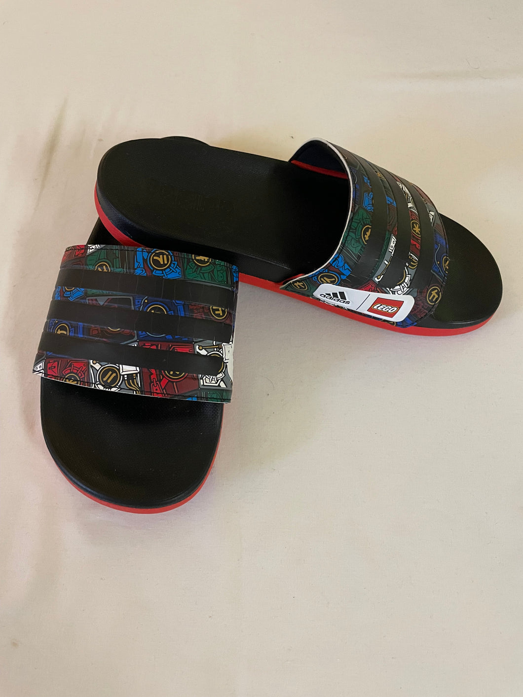 New Adidas Lego ninjago slide - size shoes-youth 5