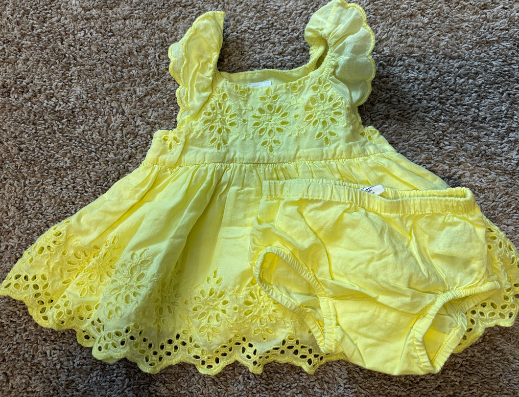 Yellow Gap dress With bloomers - size 0-3 Months