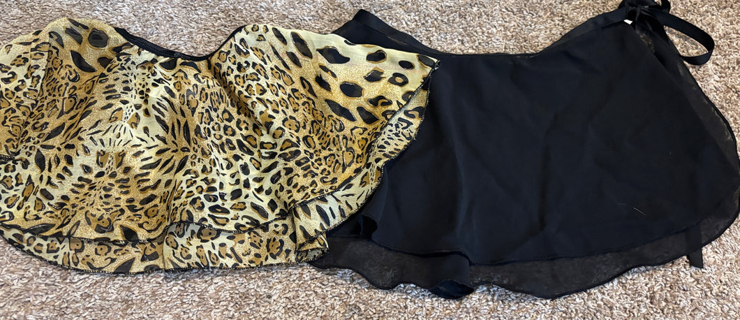 2 size XS dance skirts Cheetah and black - size 4T/4
