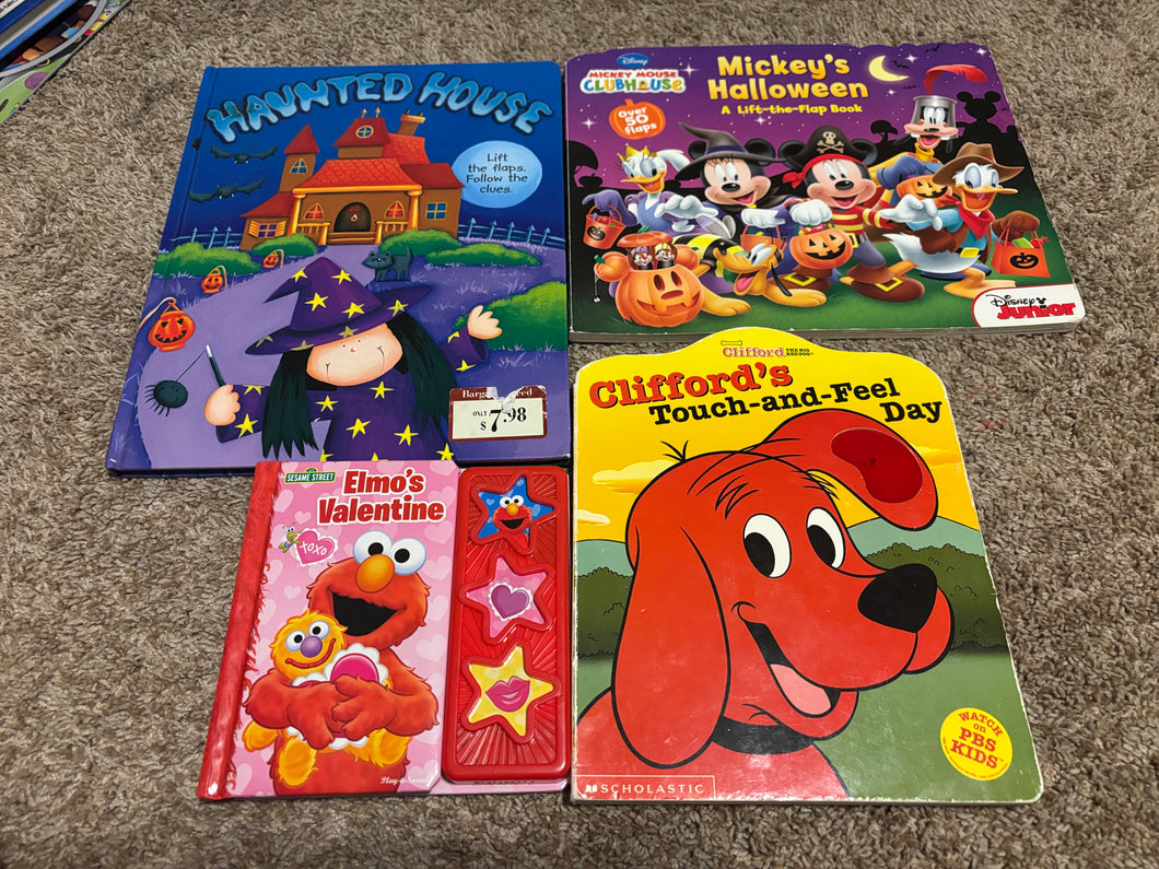 4 Clifford books halloween