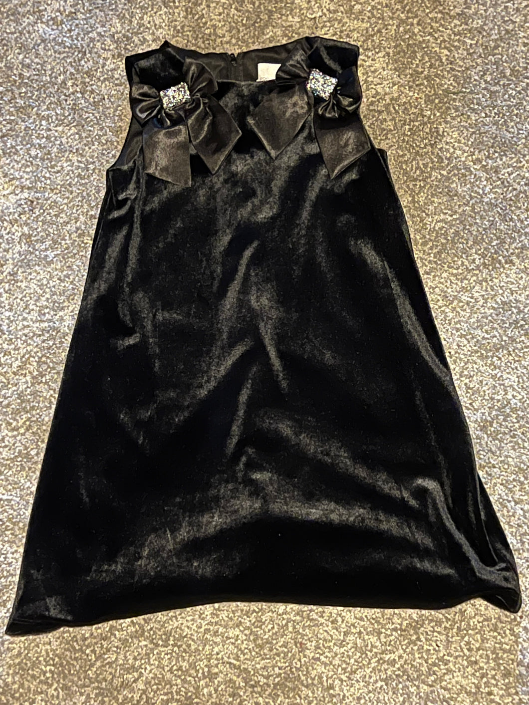 Rare Editions Black Velvet Dress size 6x - size Kids 6