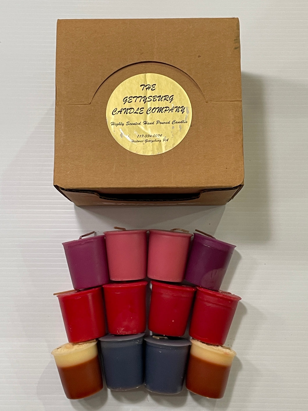 NEW - 12 Hand-Poured Candles - Various Scents