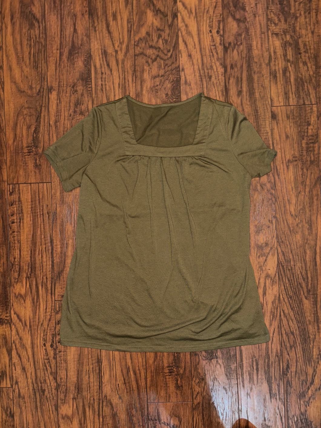 418 t shirt womans - size Women M (8-10)