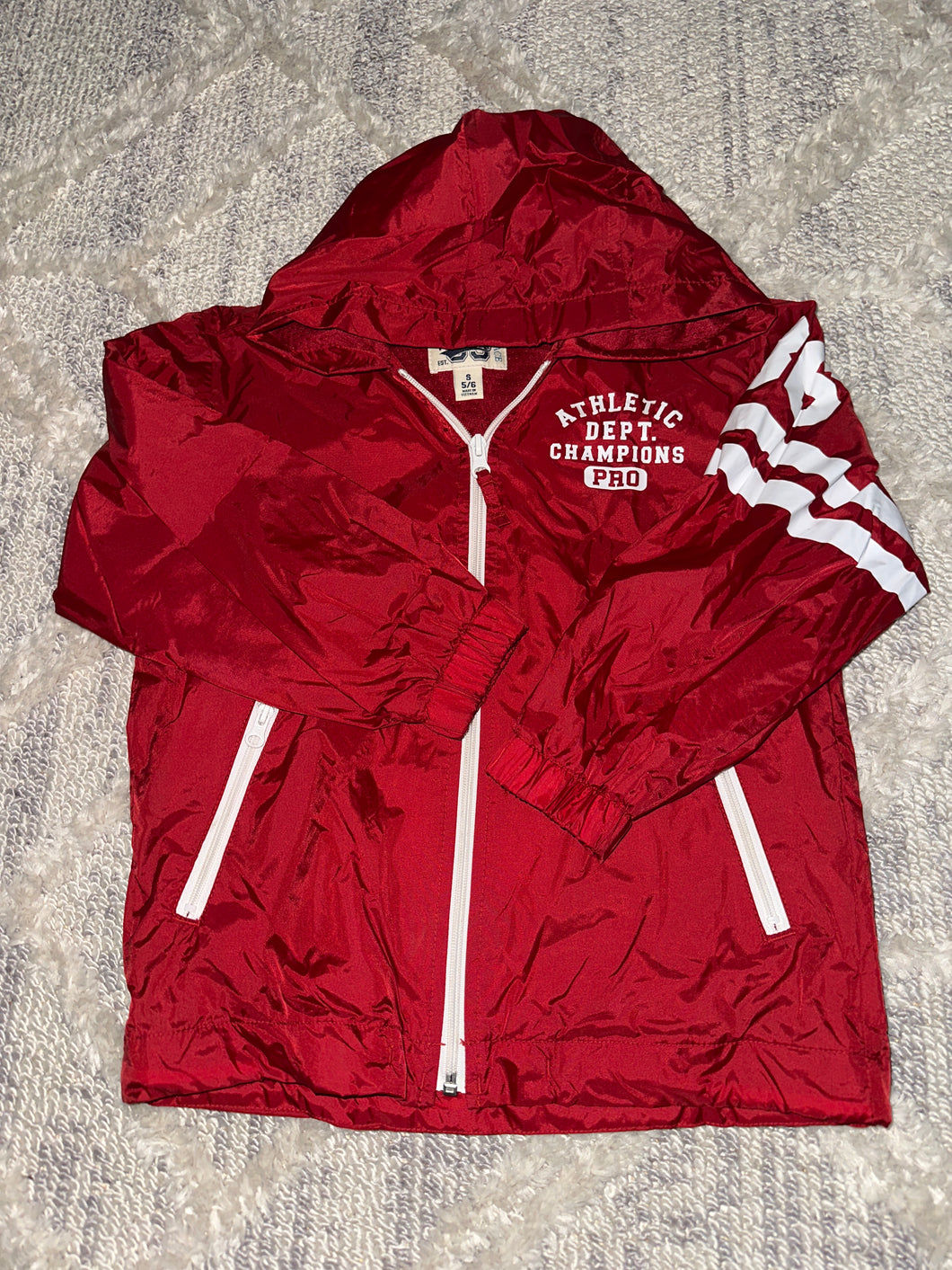 TCP 5/6 light zip jacket Red/white - size 5T/5