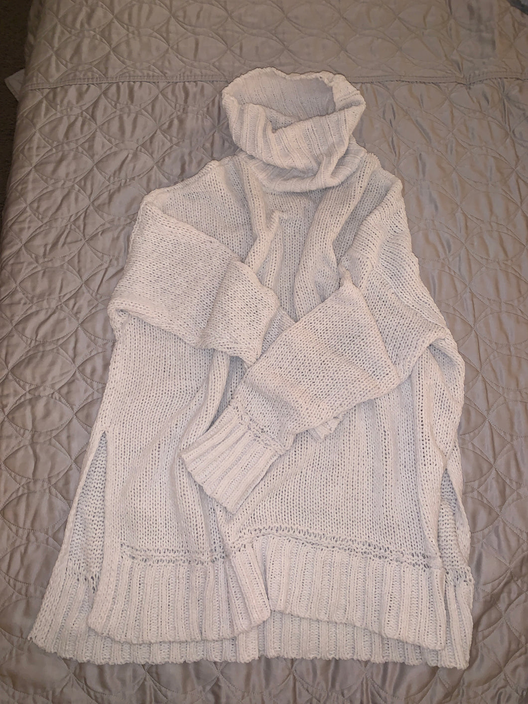 Aerie oversized sweater Off white - size Junior Girls S (3-5)