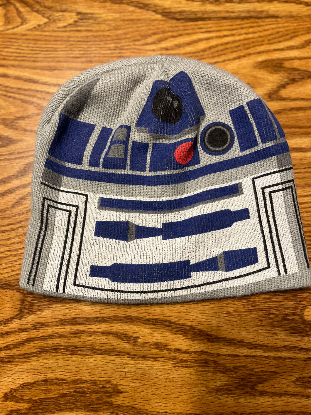 One Size R2D2 hat