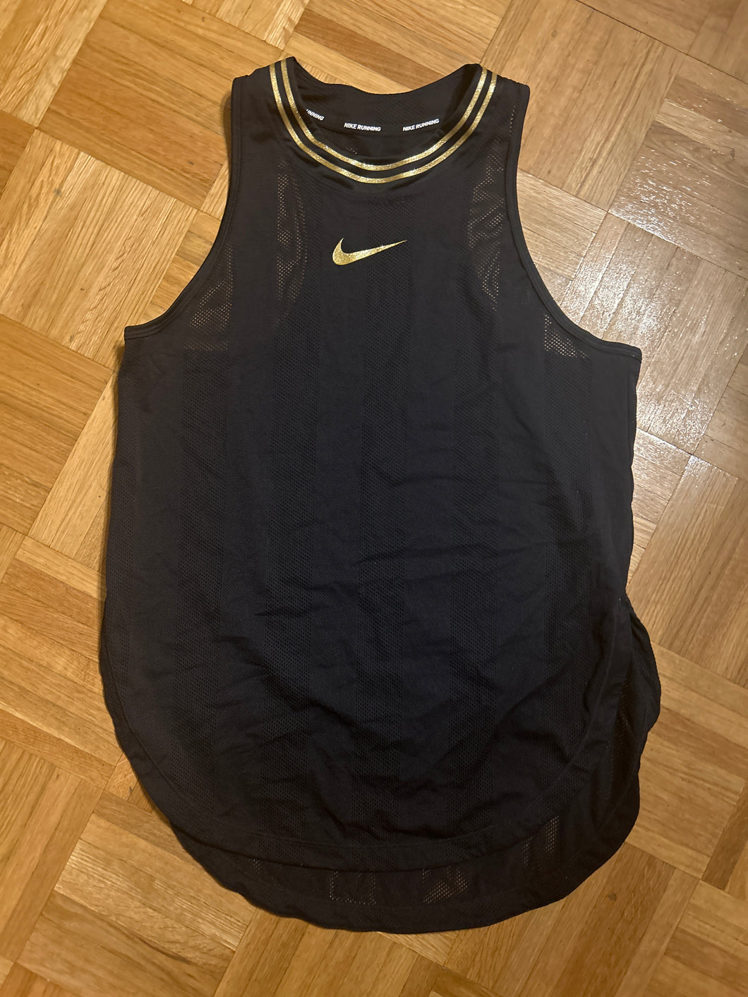 Nike Mesh Black and Gold Running Fitness top - size Women S (4-6)